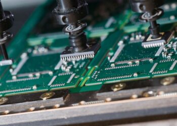 PCB-Assemblierungsprozess: Schritt-für-Schritt-Anleitung von der Entwicklung bis zum fertigen Produkt