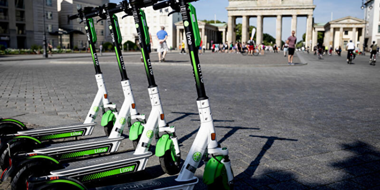 Die besten Routen für E-Scooter in Berlin, München und Hamburg